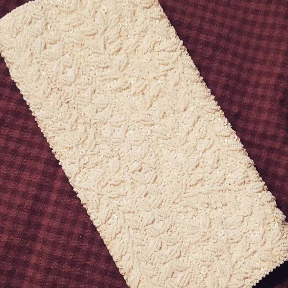 Vintage La Regale Ivory Beaded Clutch
